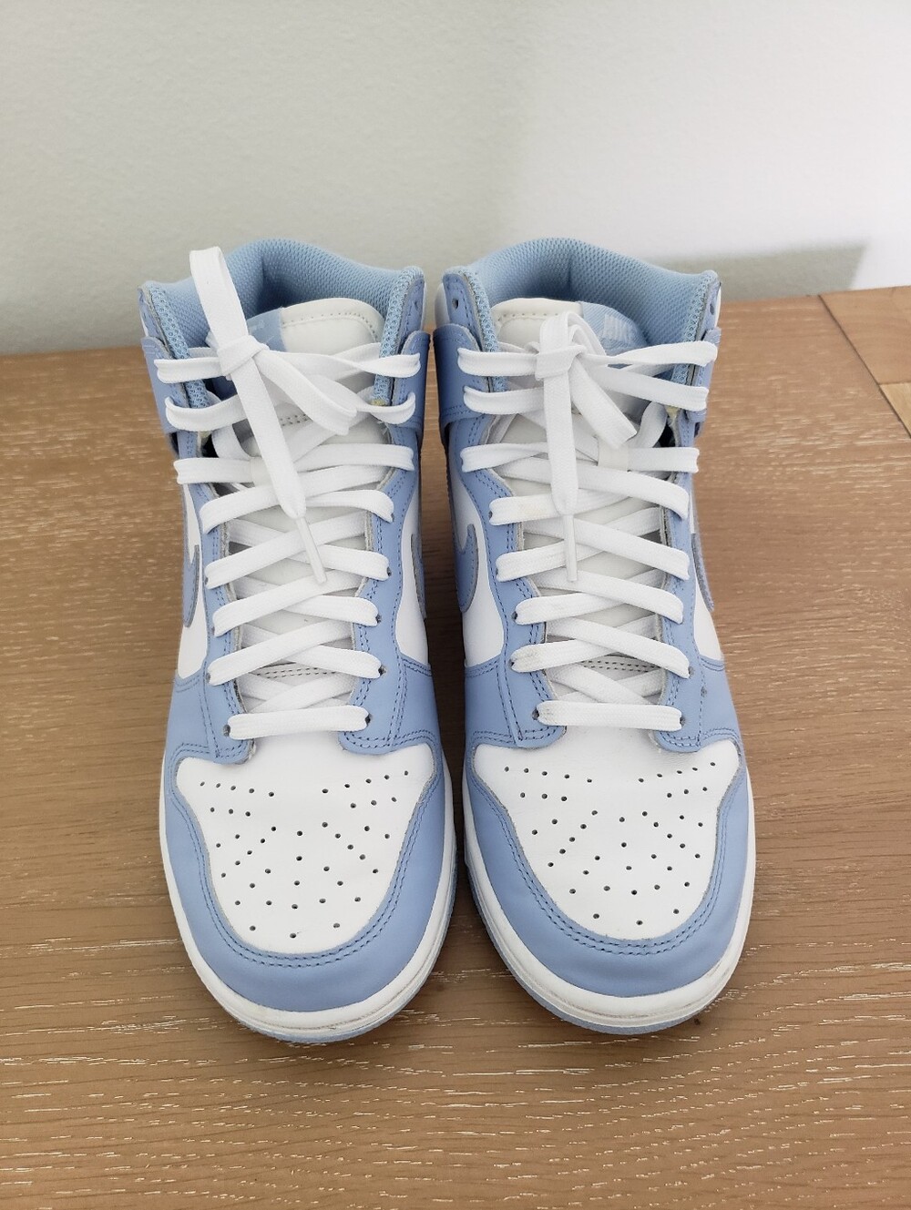Nike Women's Dunk High 'Aluminum - Picture 2 of 8